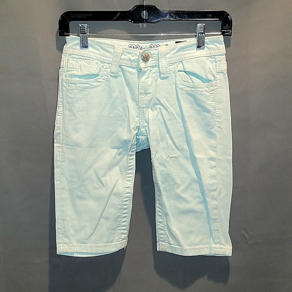 (J12) Miss Me juniors sz 12 Bermuda